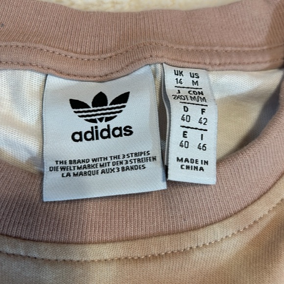 Cream colored Adidas crop top - Picture 2 of 2